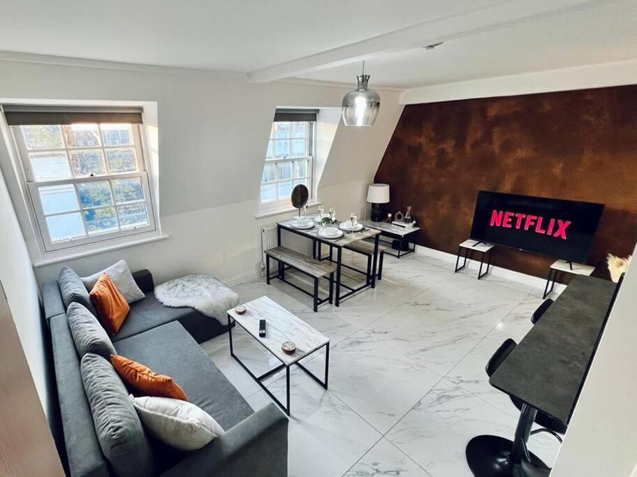 Ferienwohnung 2 Bed Harbourside Penthouse With Hot Tub & Stunning Roof Terrace Weymouth Exterior foto
